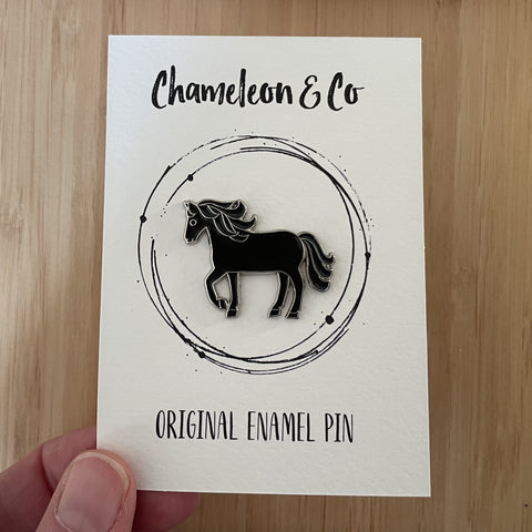 black horse enamel pin badge
