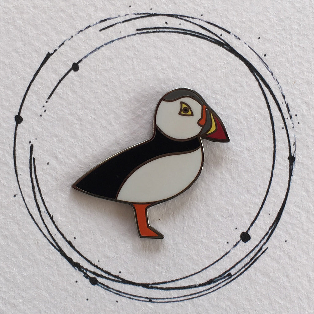 puffin pin badge, puffin enamel pin, puffin enamel pin badge, puffin badge, puffin lapel pin, puffin lapel badge, puffin gift, gift for mum, puffin